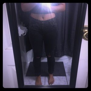 Ripped Skinny Jeans